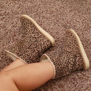 Aldo Brand new Leopard ugg style boots
